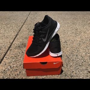 Nike FreeRun size 7.5